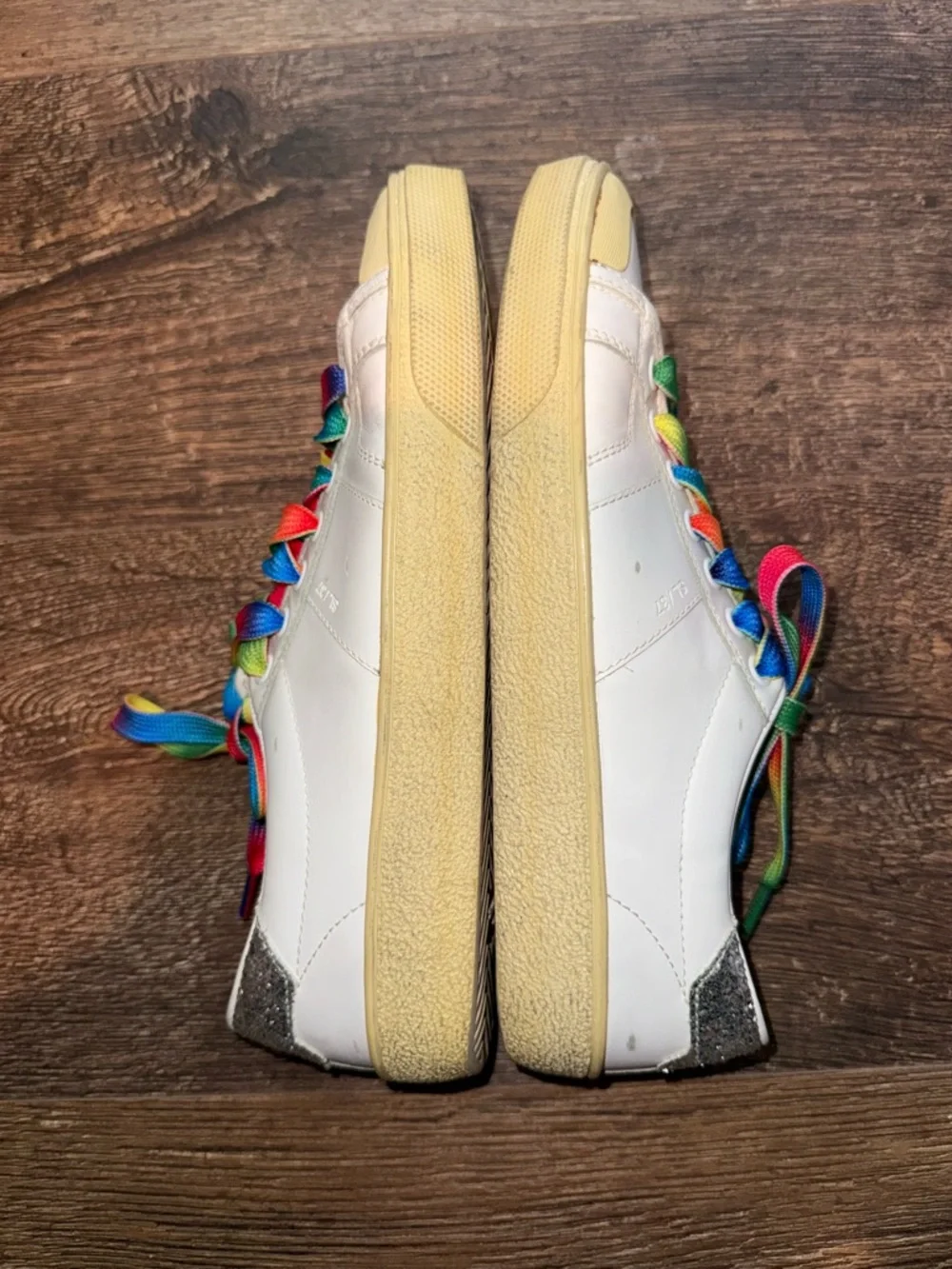 SAINT LAURENT White leather sneakers with rainbow shoelaces - Picture 3 of 5